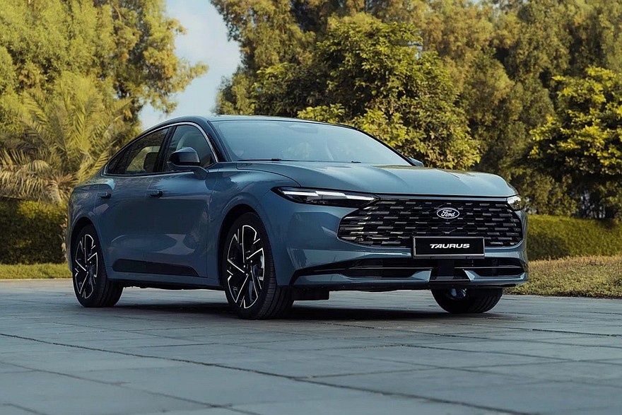    Обновленный Ford Taurus