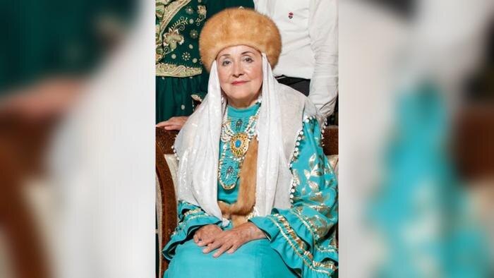 Сания Габдрауфовна Таджуддинова. Обложка © VK / Верховный муфтий Талгат Таджуддин