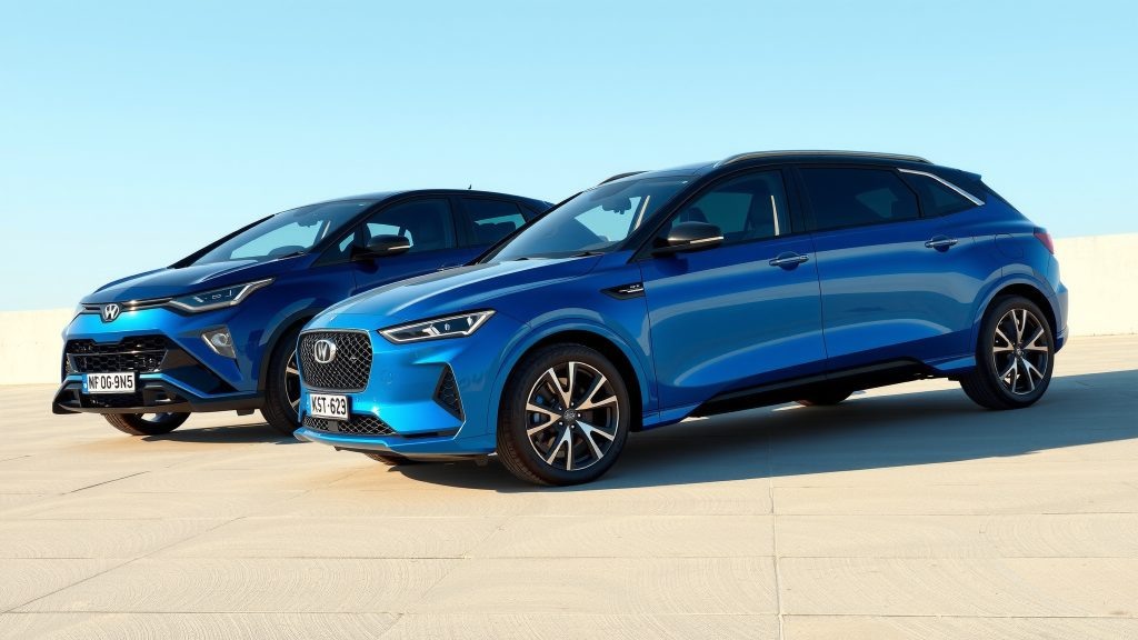    Где найти стильные кроссоверы и седаны до 160 л.с. синего цвета