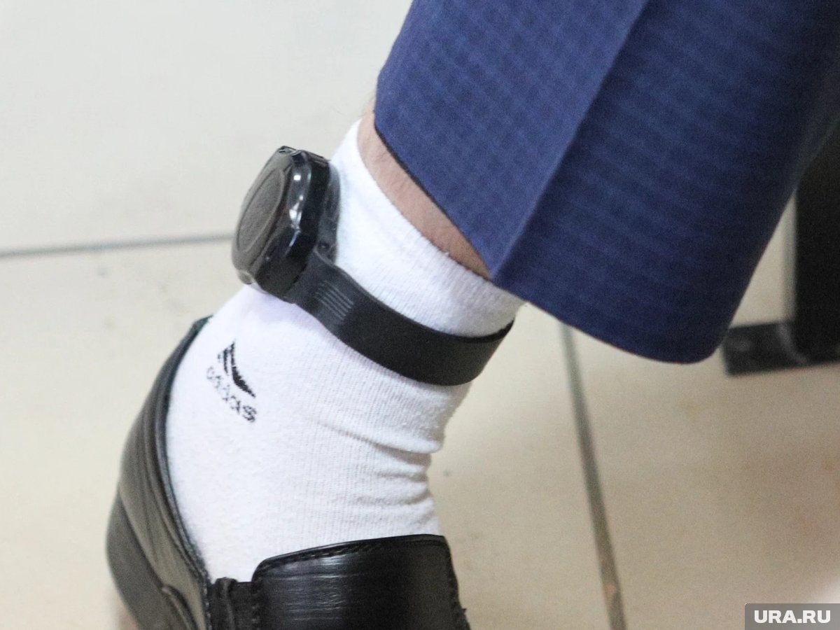     С Михаила Хабутия сняли электронный браслет, освободив из-под домашнего ареста за нападение на бывшую