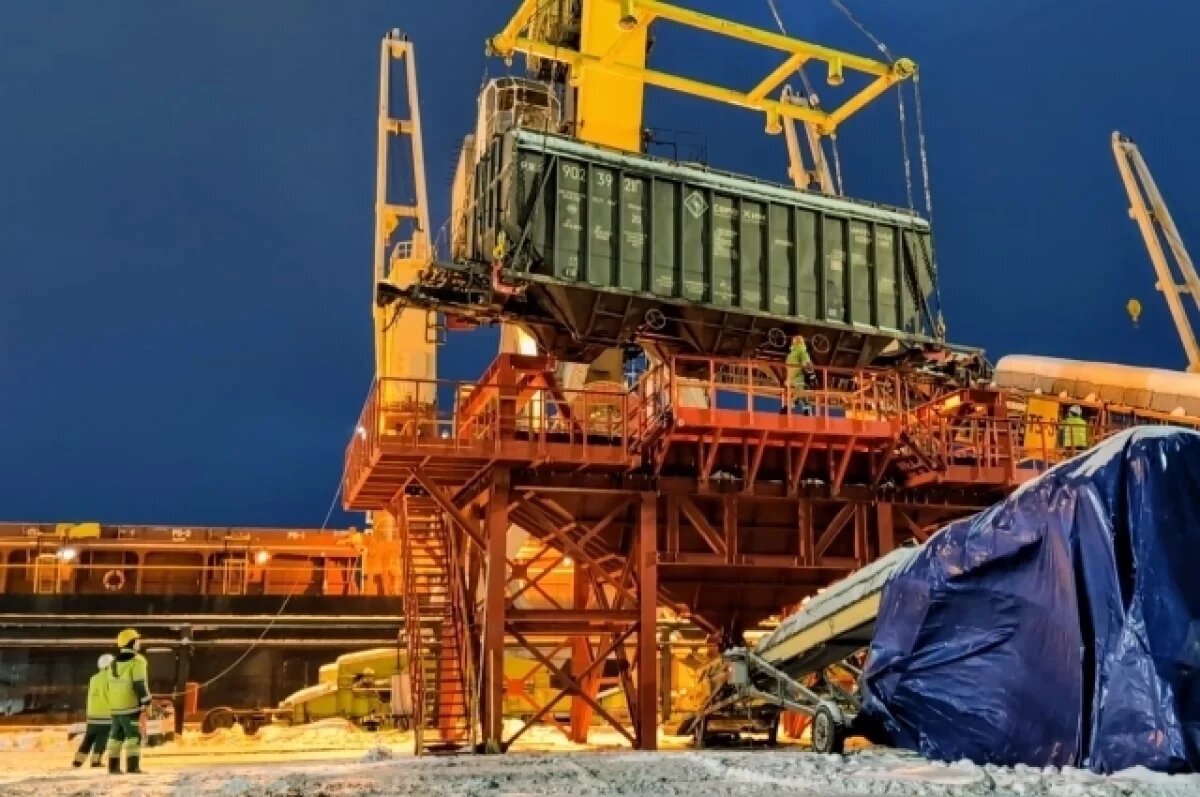    В Мурманском балкерном терминале началась перевалка калийных удобрений