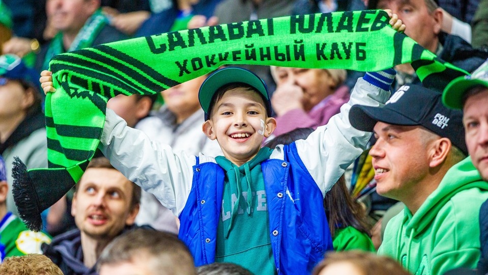 «Амур» переиграл уфимский «Салават Юлаев» в столице Башкирии