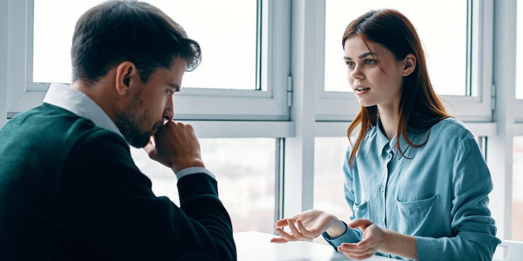 – Квартиру и развод хочешь? Останешься ни с чем! – кричал муж после измены. Часть 2