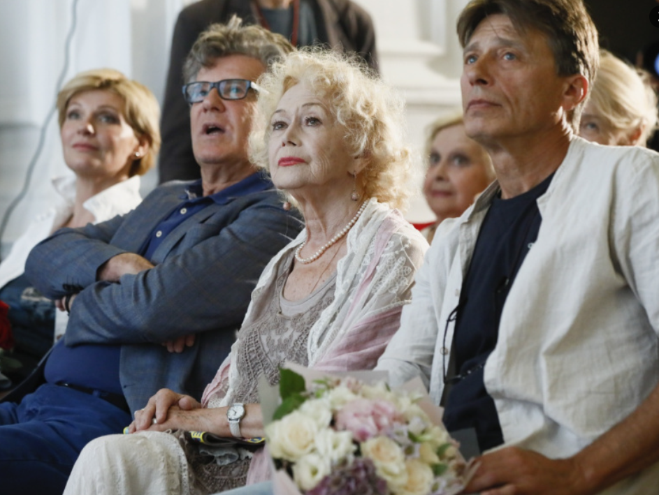 Анатолий Лобоцкой и актриса Немоляева из открытого источника яндекс фото