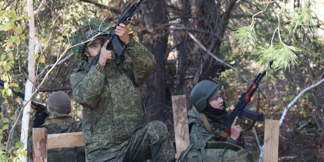 В одной лодке с "арктическими волками"