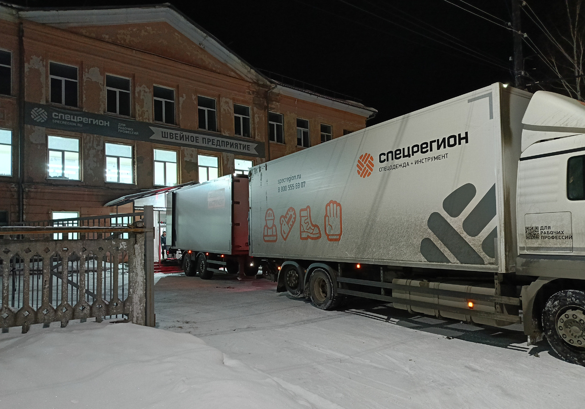 Полная машина с прицепом и всё нам !!!