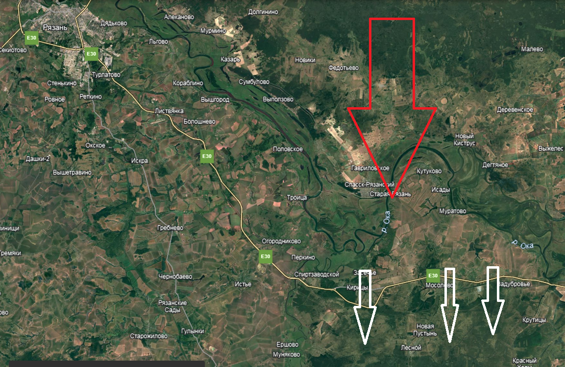 большой красной стрелкой  указано место, где  находилась разоренная Батыем старая Рязань, а маленькими белыми - тот самый лес, которым, согласно процитированной выше летописи, подошли к Рязани монголы (скриншот мой)