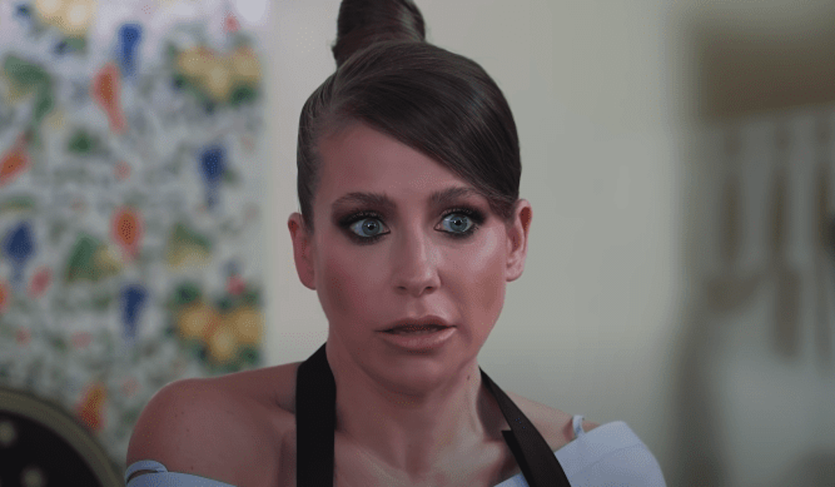    Юлия Барановская. Кадр: YouTube-канал "Ляйсан Утяшева"