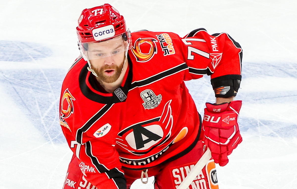    Нападающий "Автомобилиста" Стефан Да Коста  Донат Сорокин/ТАСС