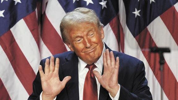 Трамп опубликовал фото любовниц Билла Клинтона