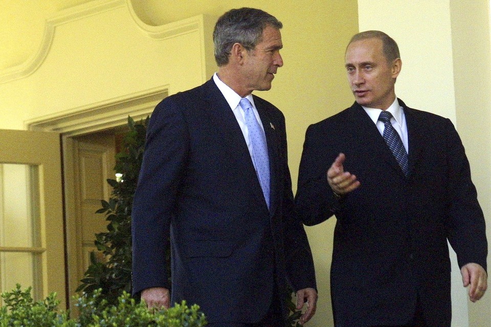    В США рассекретили архивные документы со словами Буша-младшего Путину: вот что он говорил о России GLOBAL LOOK PRESS