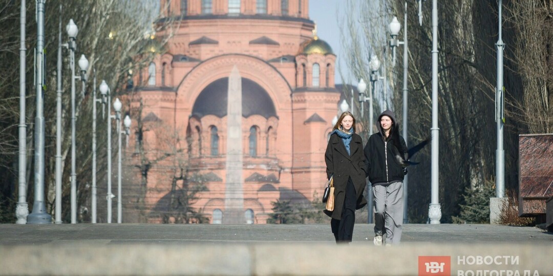 Удивительные новости Волгограда: побег от маньяка и водовод под ВДСК