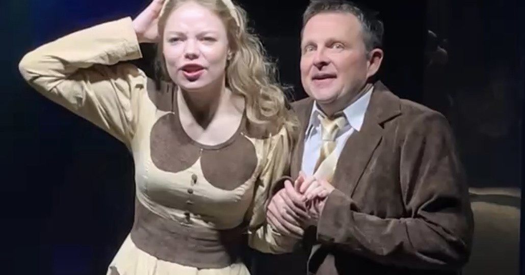 Когда сравнение с фильмом не мешает: чем удивили «Покровские ворота» на Юго-Западе