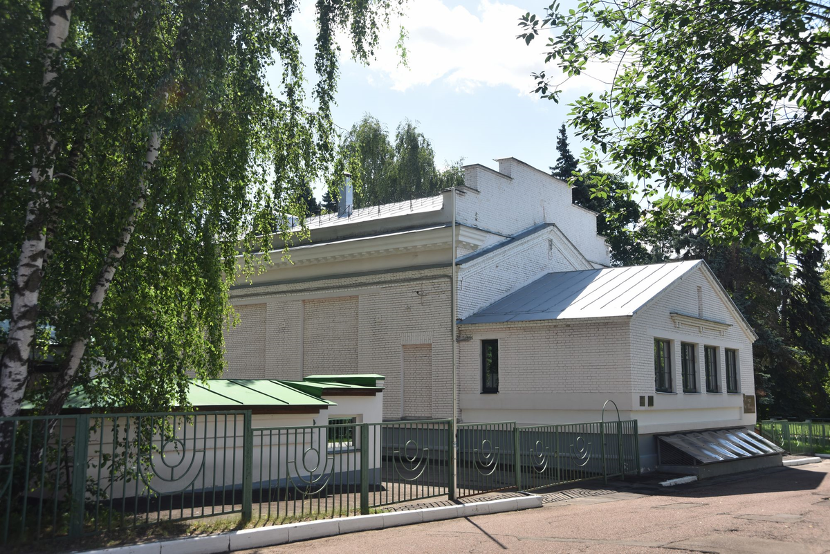 Здание Монтажной мастерской. Как вы думаете, что могло скрываться за его станами? nrcki.ru