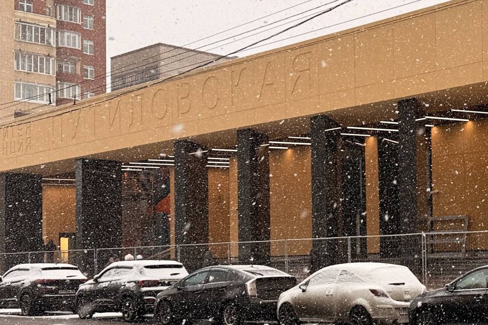    Вестибюль станции готовится к открытию. Фото: t.me/podzemnik_spb