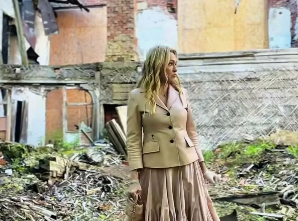 Яна Рудковская из открытого источника яндекс фото