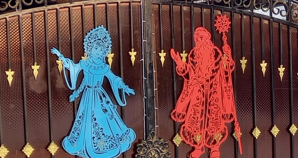 Хотели дискотеку, а будет просто елка