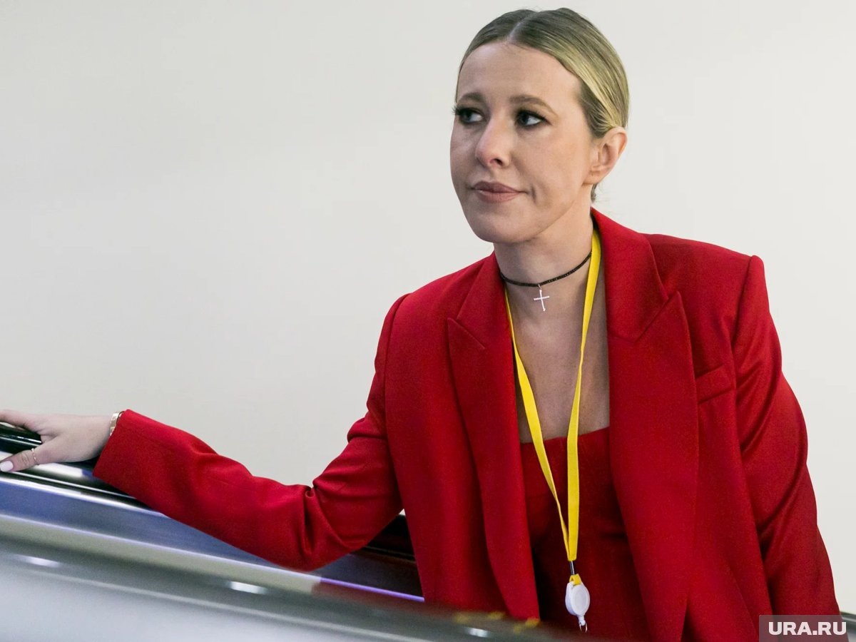     Собчак подключилась к нацмессенджеру