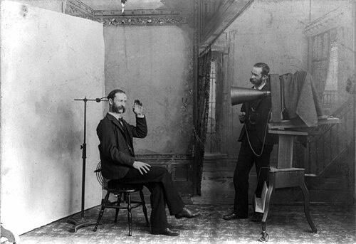https://en.wikipedia.org/wiki/History_of_photographs