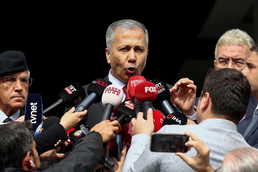    Министр внутренних дел Турции Али Ерликая / Источник: © Ali Unal/AP/TASS