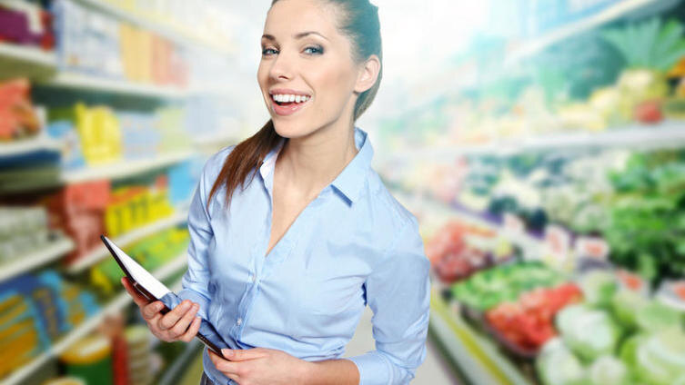    Хитростей у продавцов много, и угнаться за ними вряд ли возможно Фото: Zoom Team Shutterstock.com