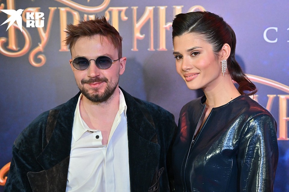    Александр Петров с женой Викторией Иван МАКЕЕВ