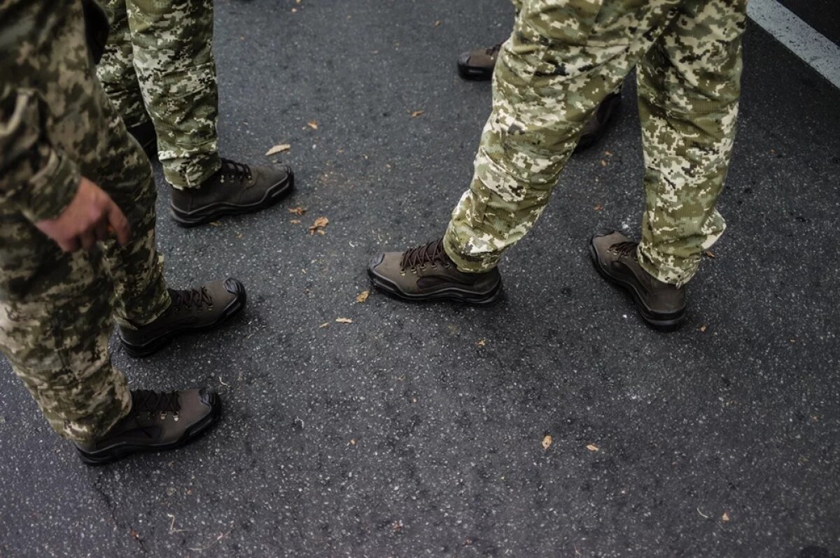    Изнасилования и пытки.