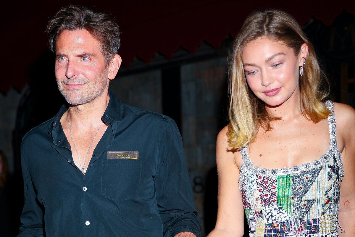    Брэдли Купер и Джиджи Хадид LEGION-MEDIA