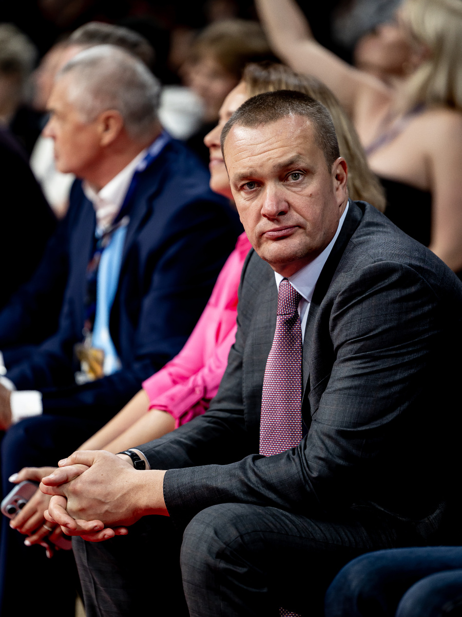 Андрей Ватутин