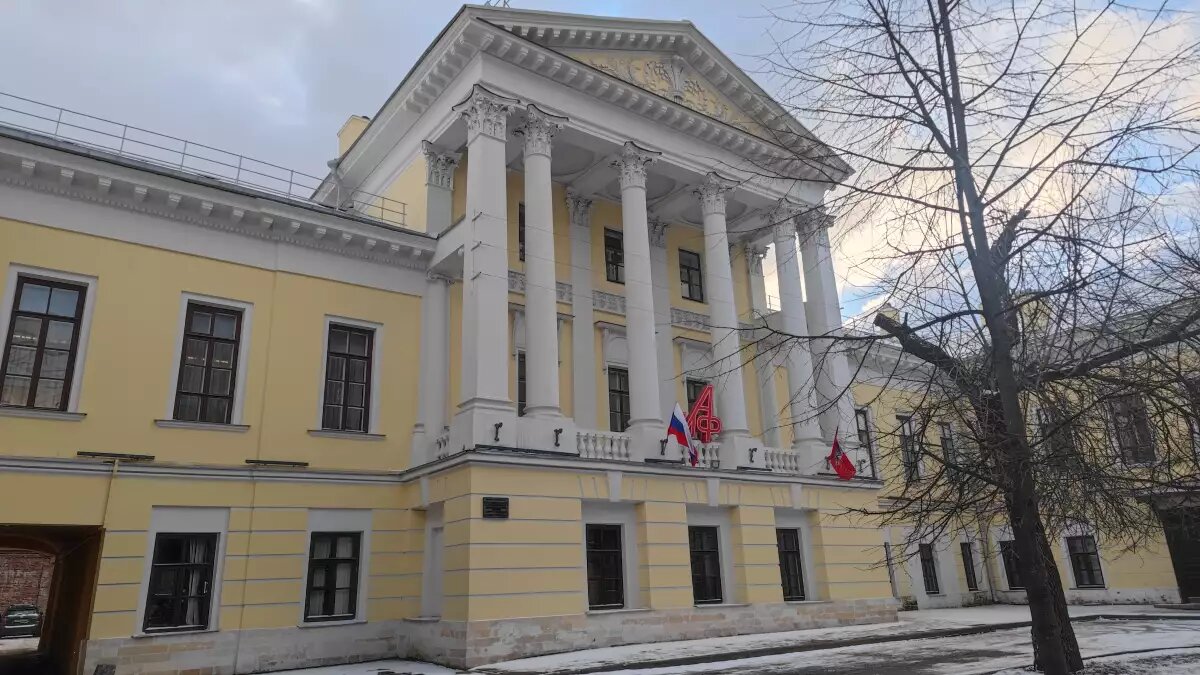    Обложка истории