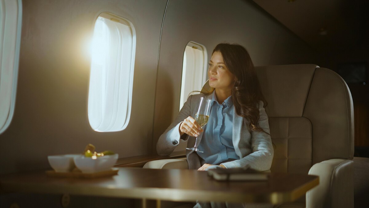 Путешествия на частных самолетах наносят вред экологии, фото:Videophilia via Shutterstock