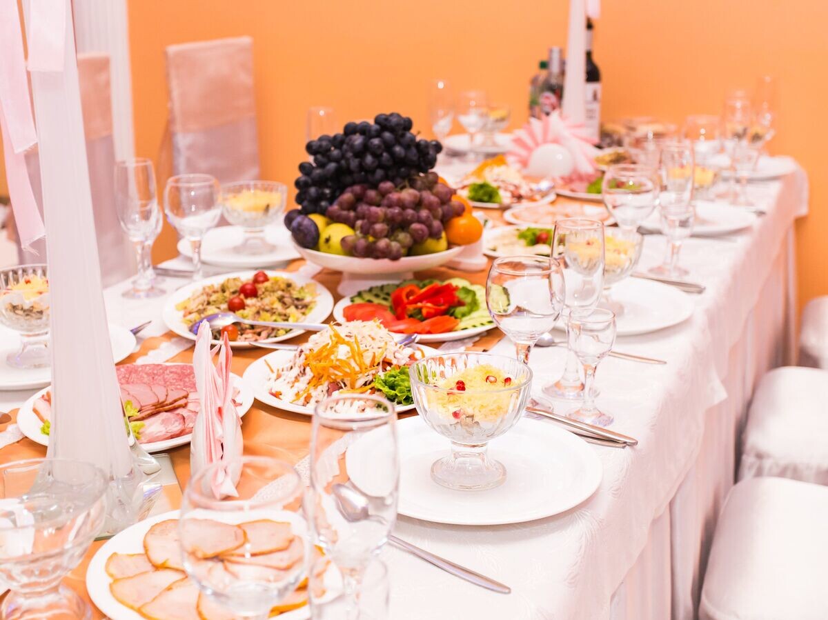    Новогодний стол | © Depositphotos.com / Satura_