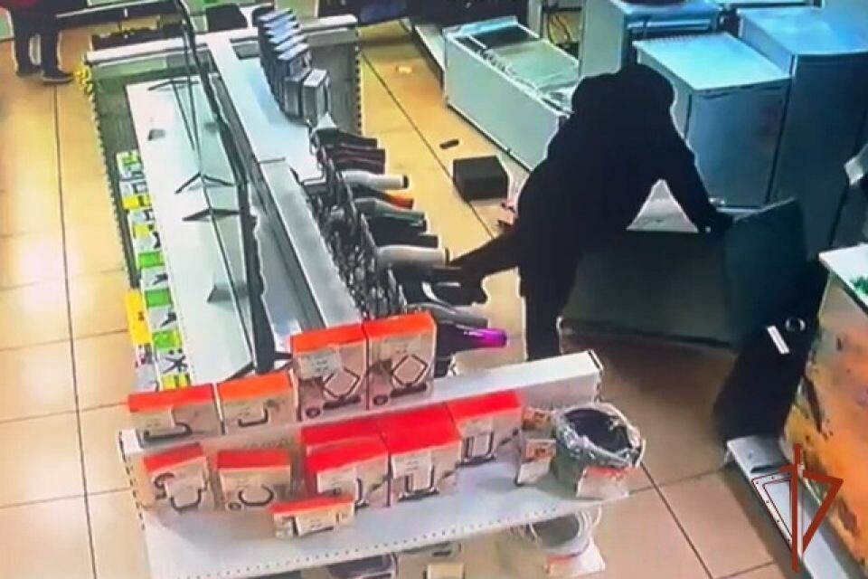    Погром в магазине техники. Источник: 22.rosguard.gov.ru