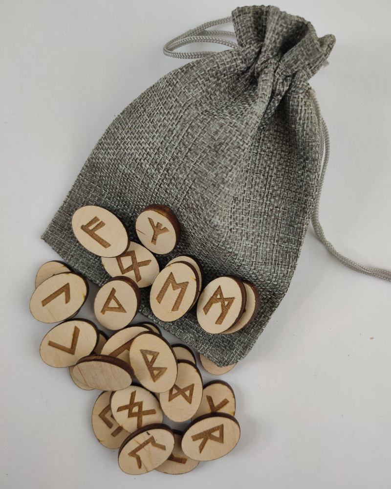 Мешочек с рунами и есть сама руна Петро . Руна неизвестности , тайны ...