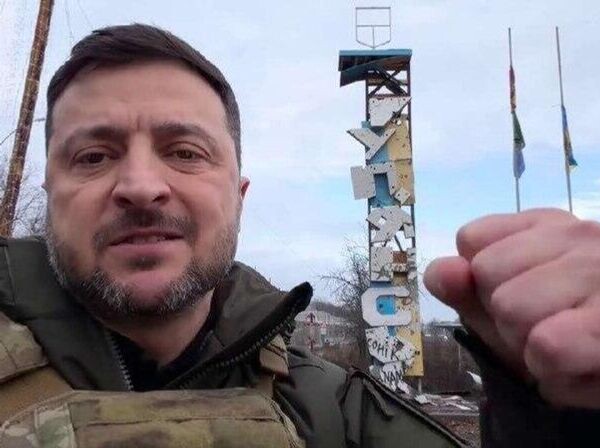 "У украинцев от сердца отлегло": Ищенко о настоящей цели постановочных "селфи" Зеленского в Купянске