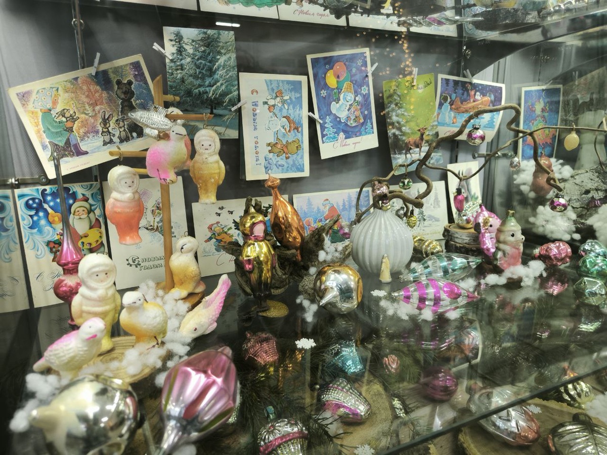 На выставке новогодних игрушек и открыток в Ботсаду ТГУ
Фото: СибБС ТГУ