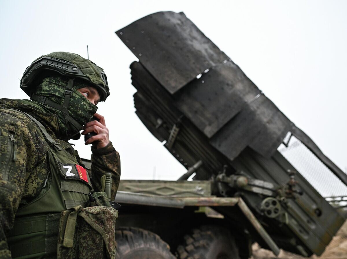    Боевая работа расчета РСЗО "Град" 83-го самоходного артиллерийского полка 25-й общевойсковой армии группировки войск "Запад" на Краснолиманском направлении СВО | © РИА Новости / Сергей Бобылев