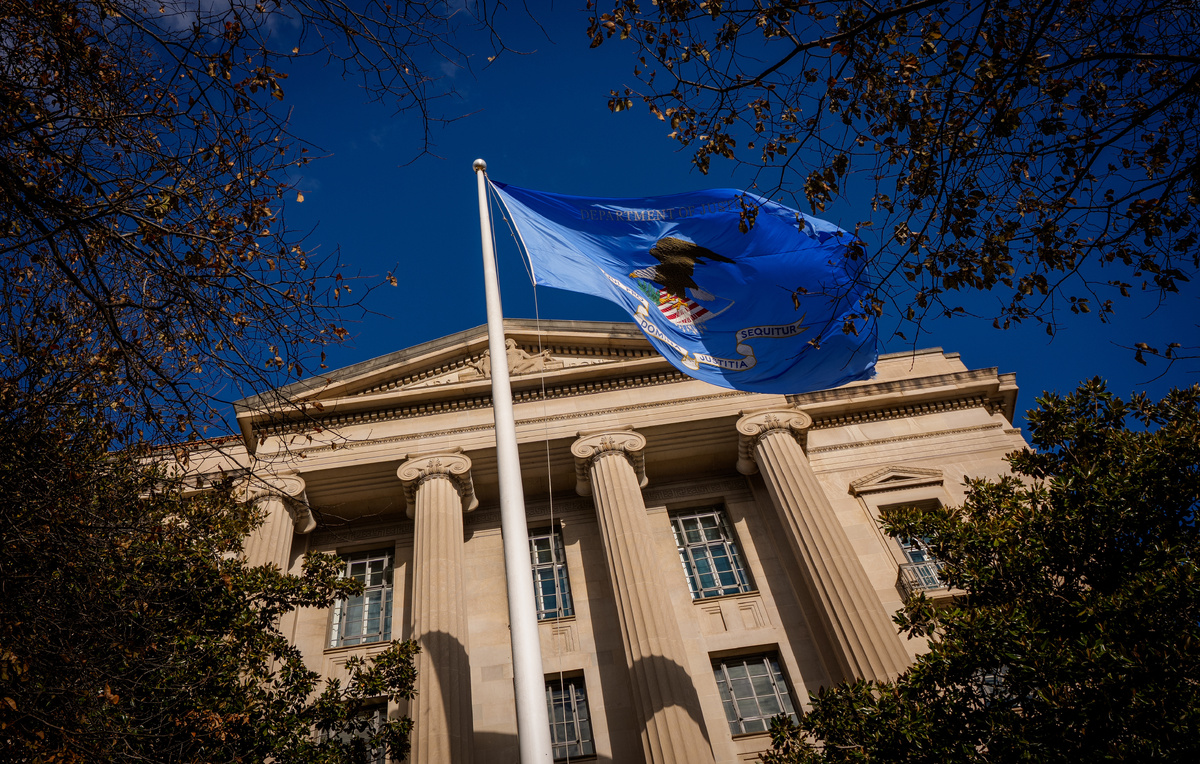    Здание министерства юстиции США  Andrew Harnik/Getty Images