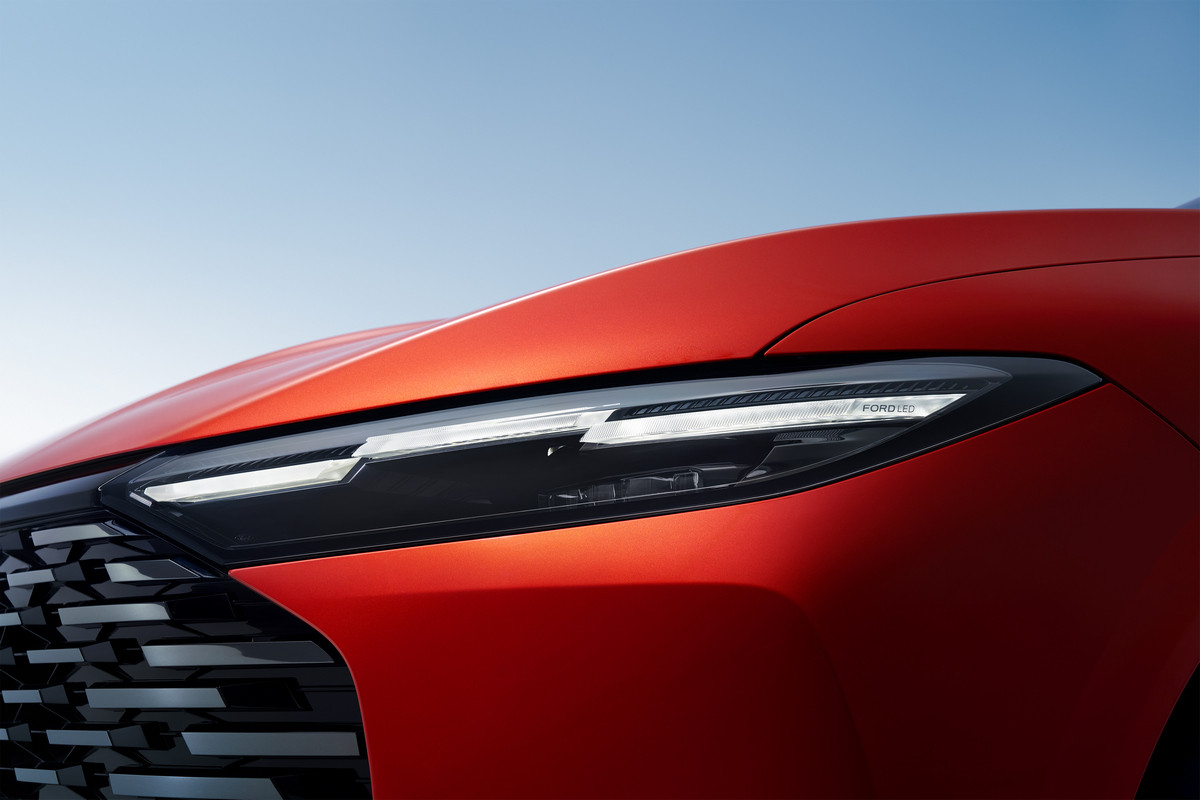 Новая передняя светодиодная оптика