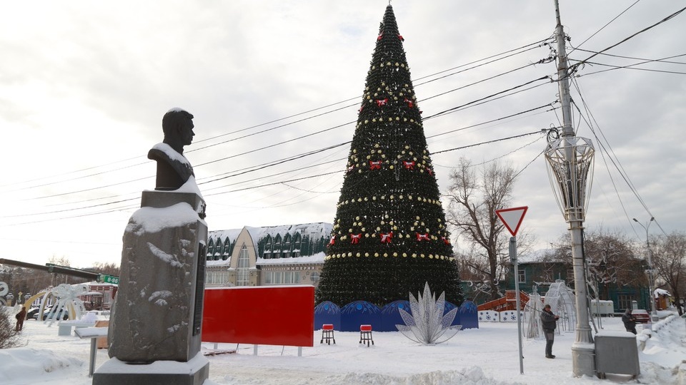 Открытие новогодних елок в Барнауле 2025: афиша праздничных мероприятий