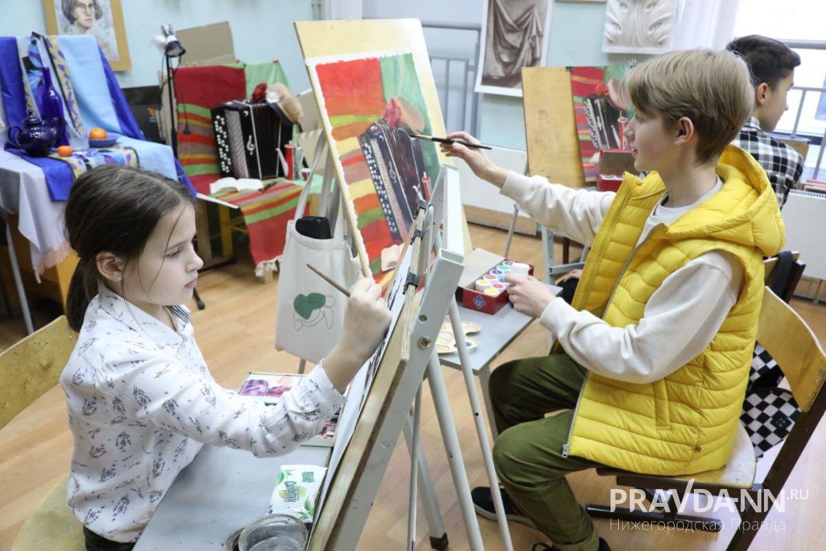    Система дополнительного образования выстроена в Нижегородской области и для творчески одаренных детей