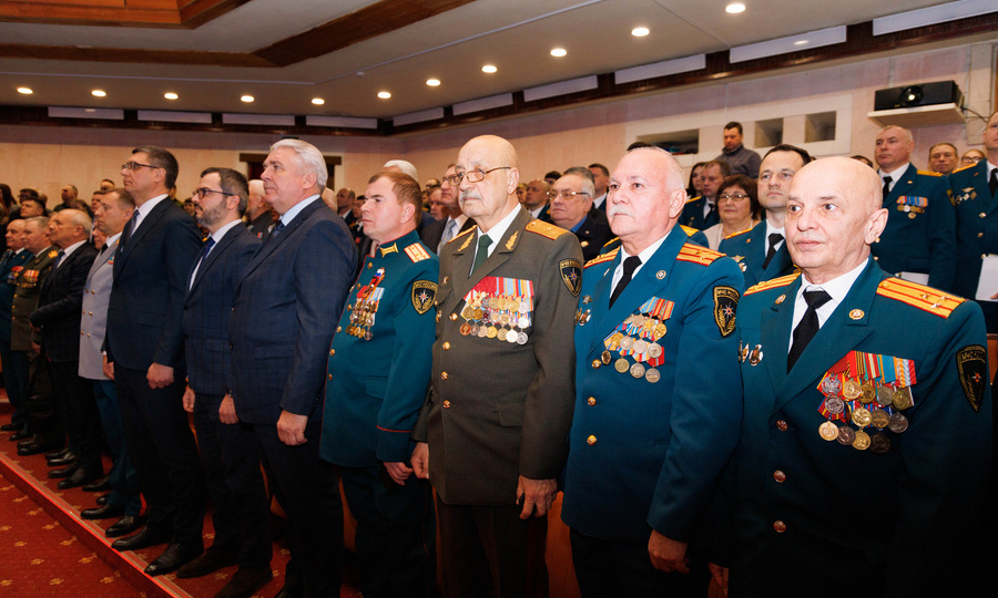 Во Владимире отметили 35-летие МЧС России и наградили лучших спасателей