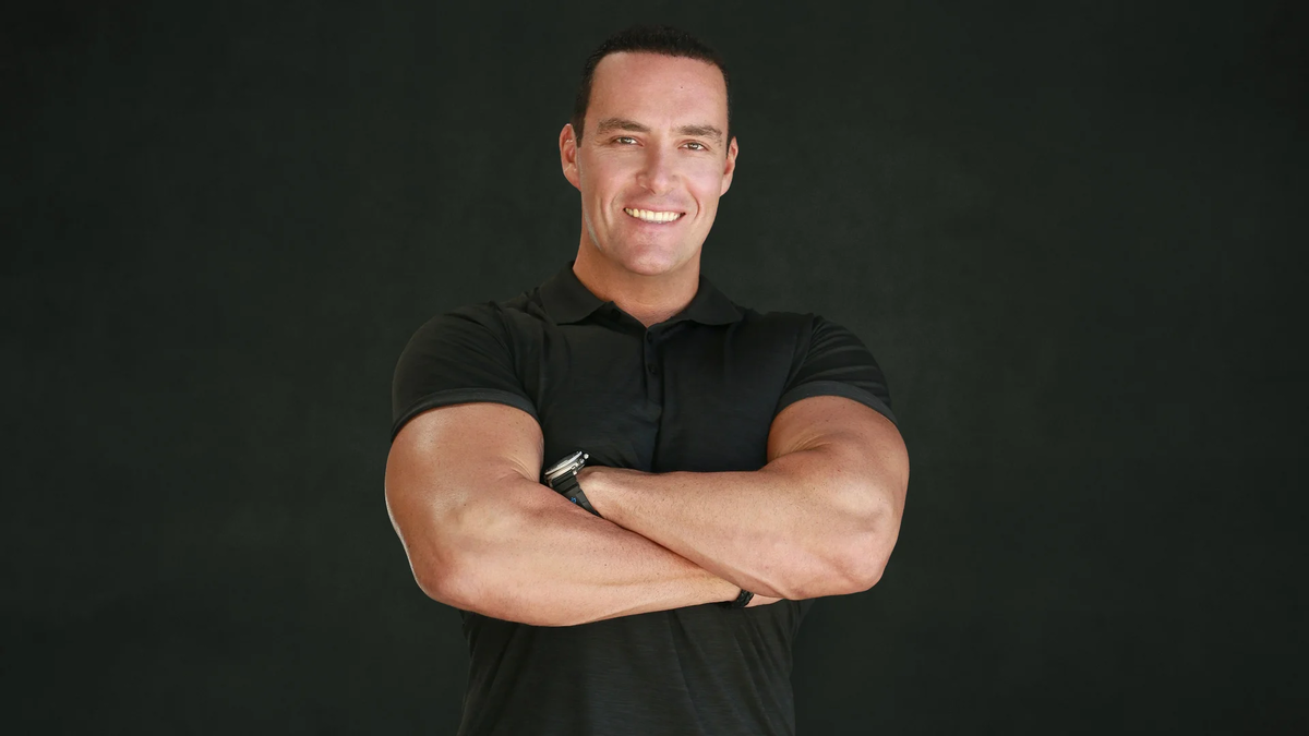 Курицын родился в Москве, 17 июля 1971 года.