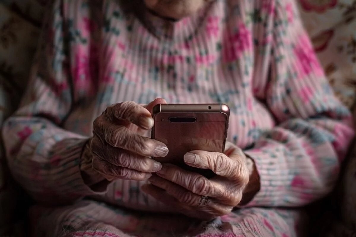    «Спасая» деньги от мошенников женщина в Хабаровске отдала им более миллиона