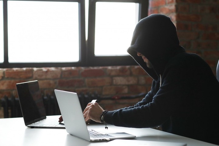 Мошенники придумали новую схему с оформлением пропусков в военкомат