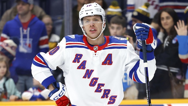 Момент дзен-буддизма: глубокий вдох, чтобы не объяснить защитнику на великом и могучем, куда ему стоит пойти со своей 'стратегией'.