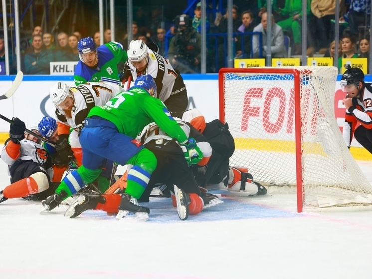     Меньшинство — залог победы: хабаровский «Амур» в первом матче в Уфе смог отыграться, а потом и дожать «Салават Юлаев». Фото: ХК "Салават Юлаев"