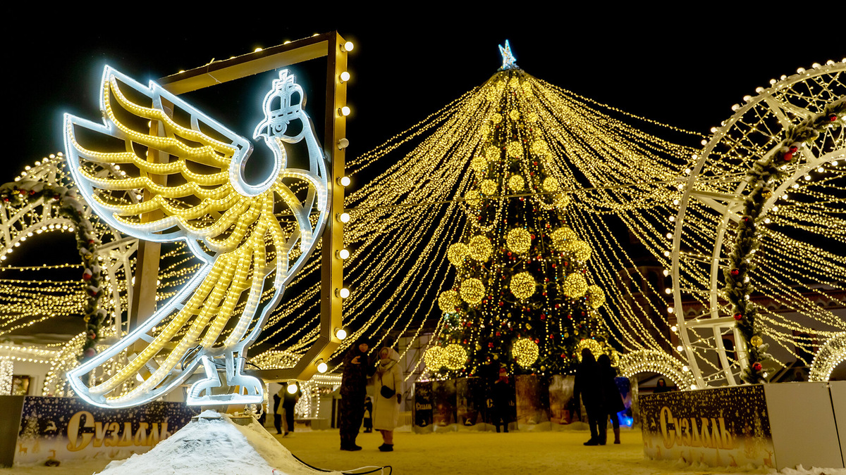 Девиз Нового года в Суздале звучал так: «Сказка есть — сказка здесь». Фото: Ultraskrip / Shutterstock / Fotodom