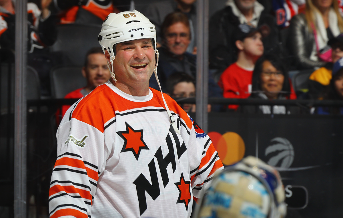    Эрик Линдрос  Bruce Bennett/Getty Images