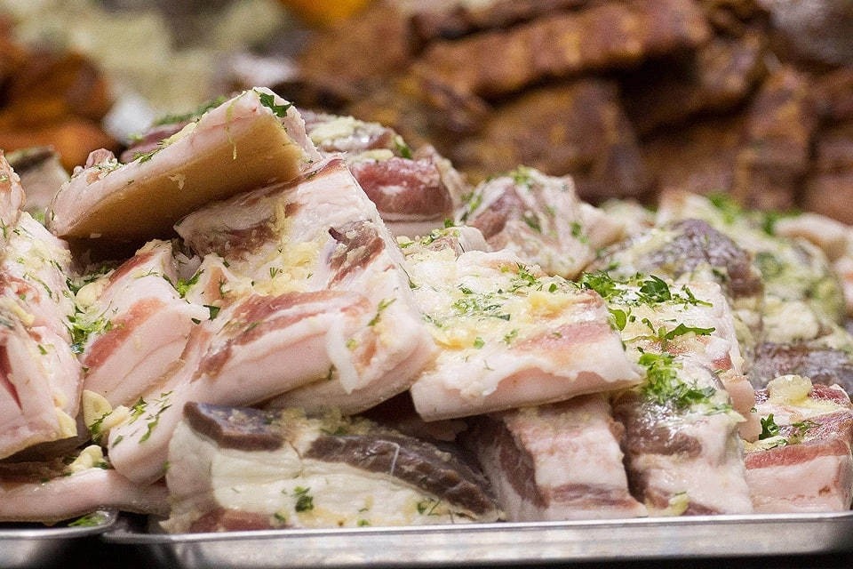    SCMP: употребление свиного жира может способствовать похудению Юлия ПЫХАЛОВА